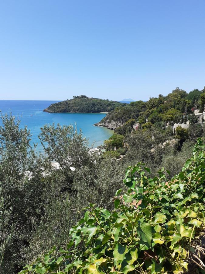 La Bouganville Formia Buitenkant foto