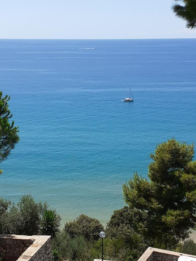 La Bouganville Formia Buitenkant foto